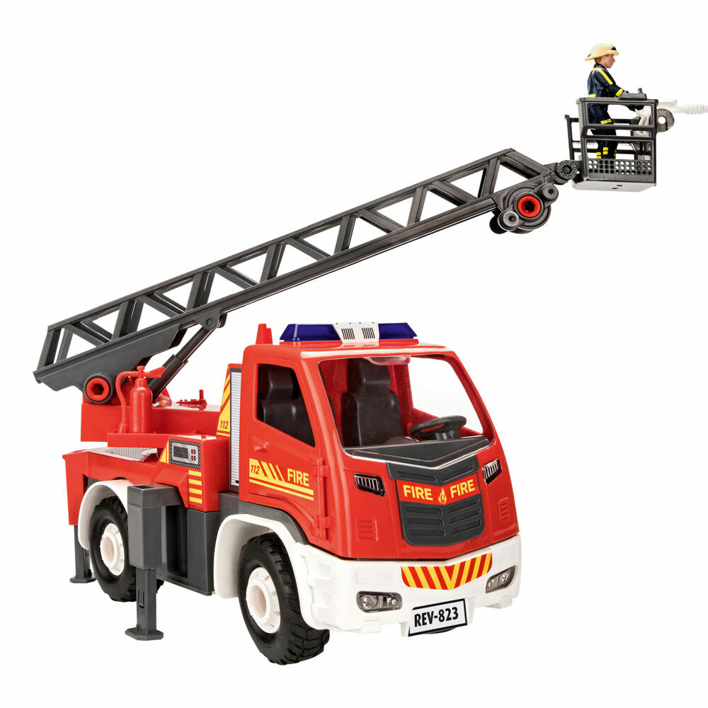 Revell Junior Kit Feuerwehr Leiterwagen, mit Spielfigur, Modellbausatz für Kinder, 69 Teile, ab 4 Jahren, 00823